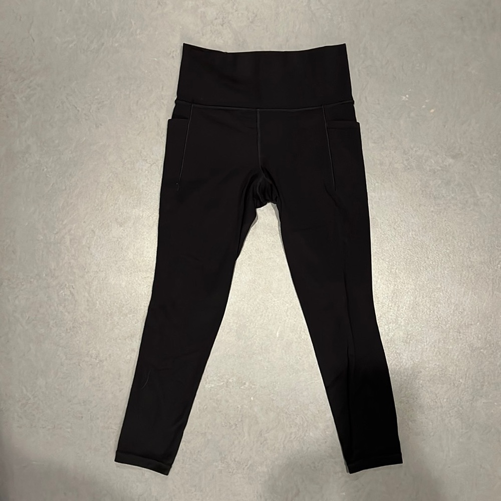 Athleta salutation 7/8 powervita leggings